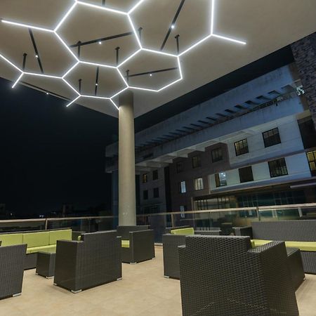 The Living Hub Business Hotel, 콜라푸르 외부 사진